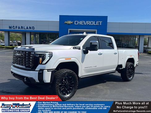 Used 2024 GMC Sierra 2500 Denali Ultimate w/ Max Trailering Package image 1