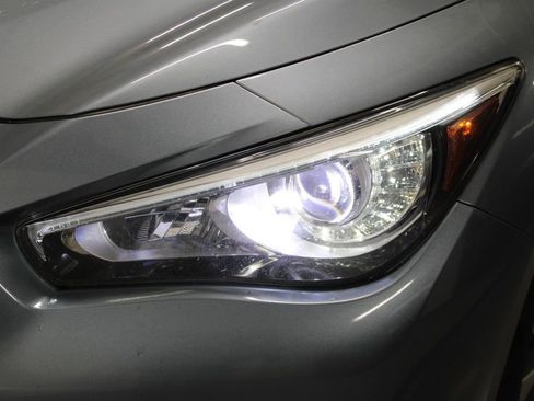 Used 2020 INFINITI Q50 Luxe w/ Essential Package (3.0T Luxe) RWD image 10