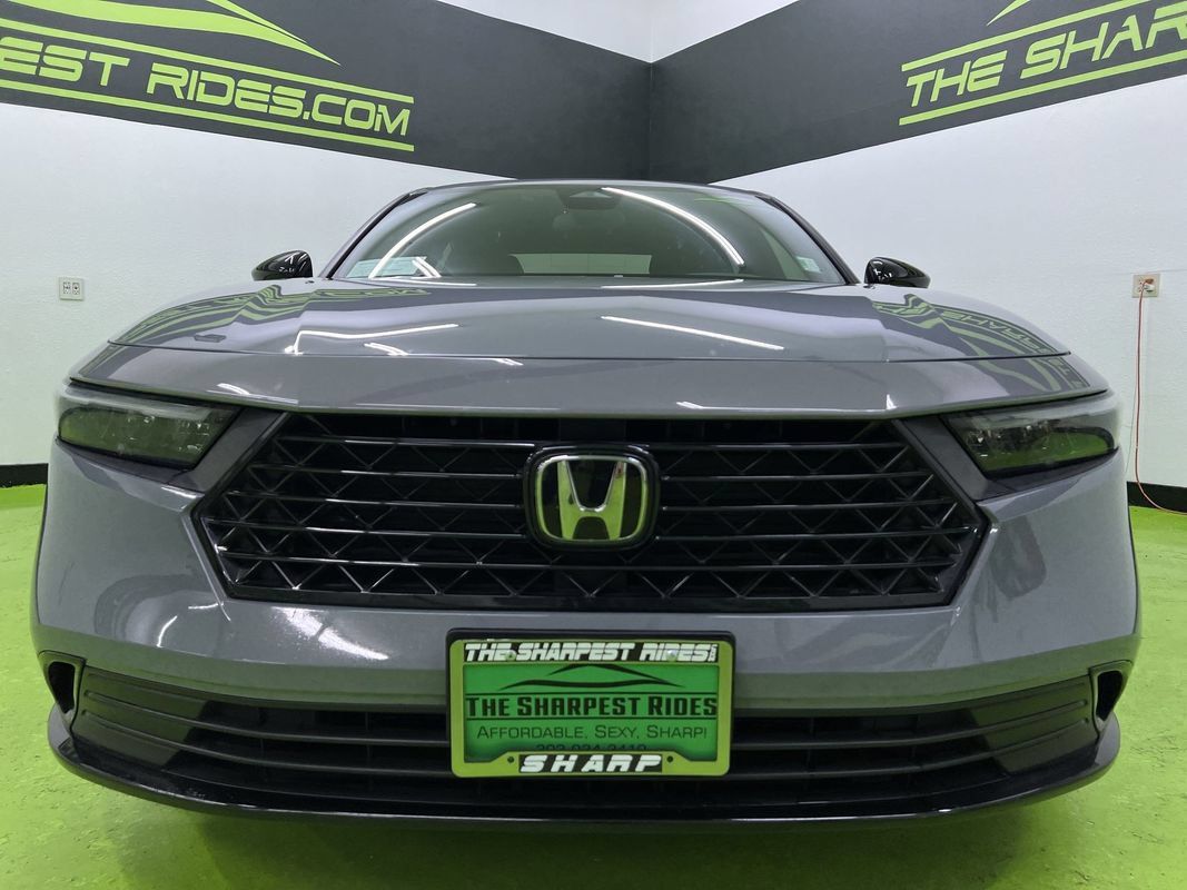 Used 2025 Honda Accord Sport image 3