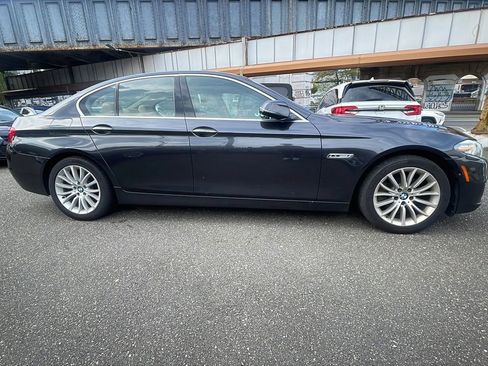 Used 2016 BMW 528i xDrive Sedan image 4