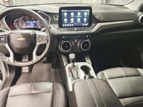 Used 2024 Chevrolet Blazer LT FWD image 30