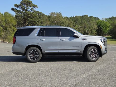 New 2026 GMC Yukon Elevation image 25