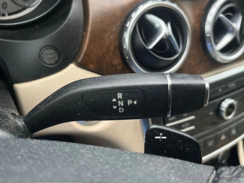 Used 2016 Mercedes-Benz GLA 250 4MATIC image 32