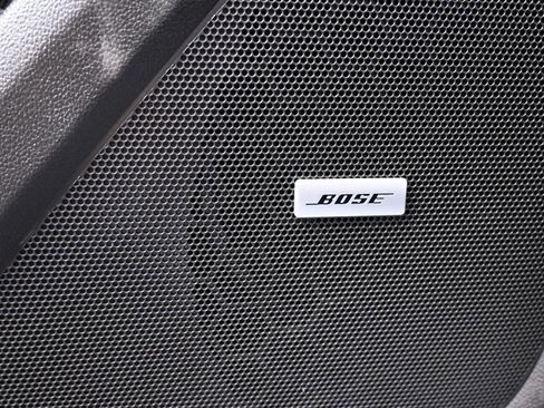 Used 2021 Chevrolet Traverse Premier w/ Redline Edition image 23