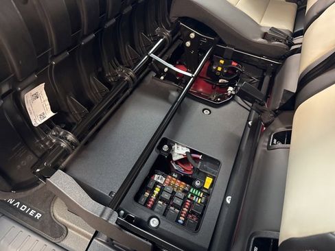 New 2025 INEOS Grenadier Fieldmaster Edition image 24