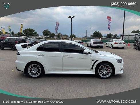 Used 2015 Mitsubishi Lancer Evolution GSR image 4