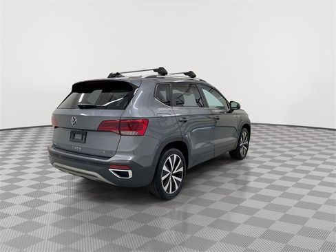Used 2022 Volkswagen Taos SE image 10