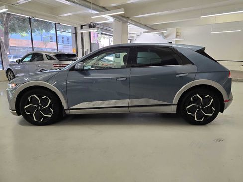 Used 2024 Hyundai Ioniq 5 Limited RWD image 2