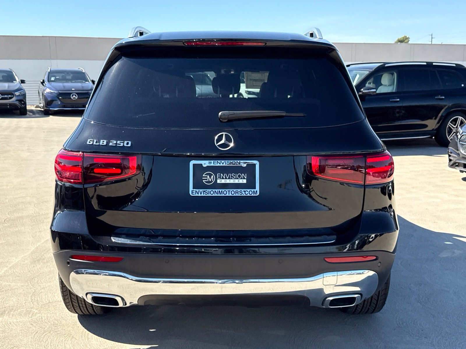 New 2026 Mercedes-Benz GLB 250 image 9