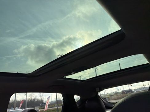 Used 2011 Hyundai Tucson Limited w/ Premium Pkg 3 image 19