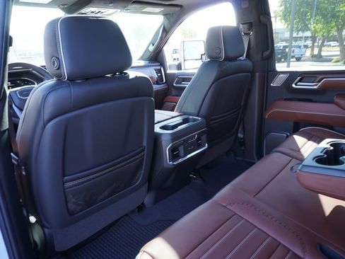 New 2026 GMC Sierra 2500 Denali Ultimate image 11