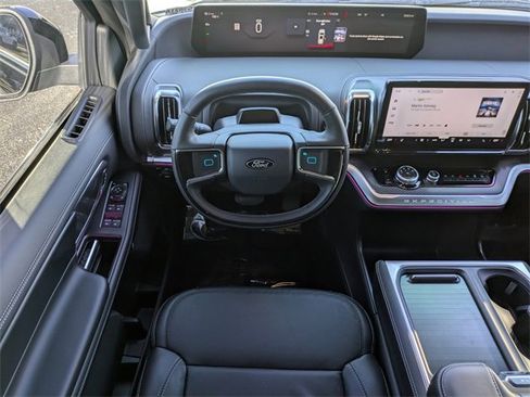 Used 2025 Ford Expedition Max Platinum w/ Stealth Performance Package image 18