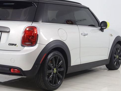 Used 2021 MINI Cooper SE w/ 6.5" Touchscreen Package FWD image 42