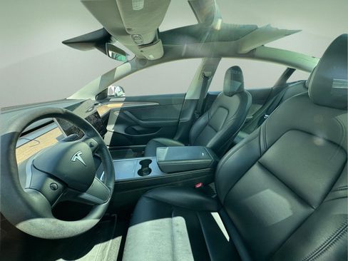 Used 2023 Tesla Model 3 Standard Range RWD image 6