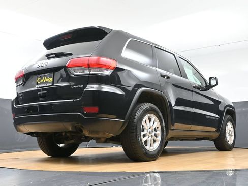 Used 2018 Jeep Grand Cherokee Laredo AWD/4WD image 48