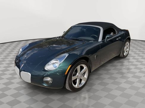 Used 2006 Pontiac Solstice Convertible w/ Power Package RWD image 17
