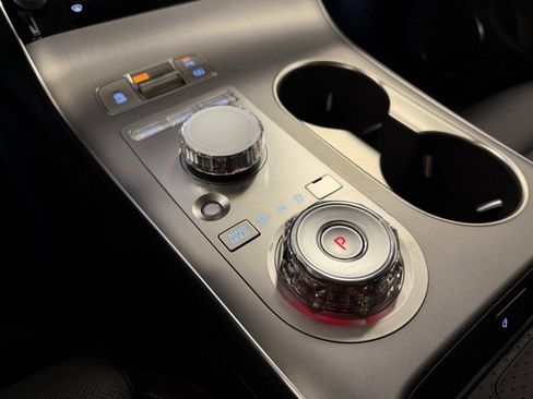 New 2026 Genesis GV70 2.5T Advanced image 21