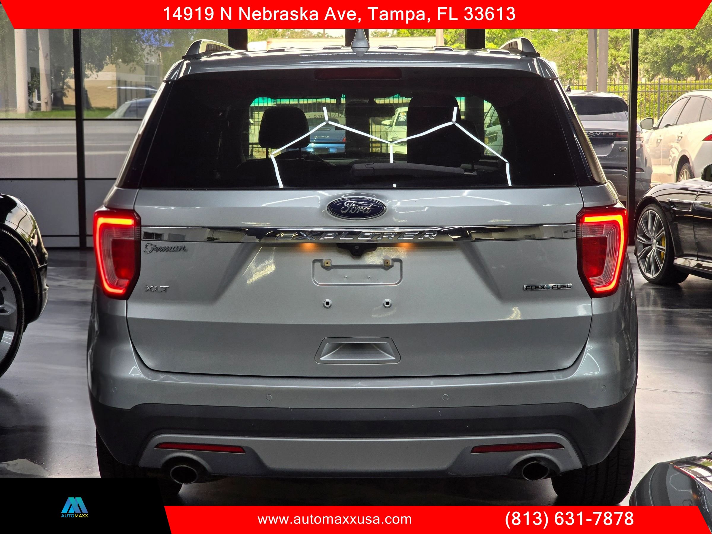 Used 2016 Ford Explorer XLT w/ Equipment Group 202A FWD image 9