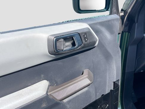 Used 2023 Ford Bronco Badlands AWD/4WD image 18