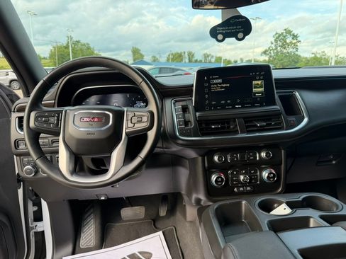 Certified 2024 GMC Yukon SLE w/ Max Trailering Package AWD/4WD image 20
