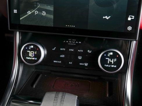 Used 2024 Jaguar XF R-Dynamic SE image 14