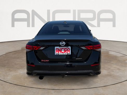 Used 2023 Nissan Sentra SR w/ Midnight Edition Package image 9