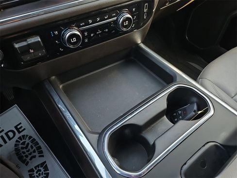 Used 2024 GMC Sierra 2500 SLT w/ Texas SLT Premium Package image 22