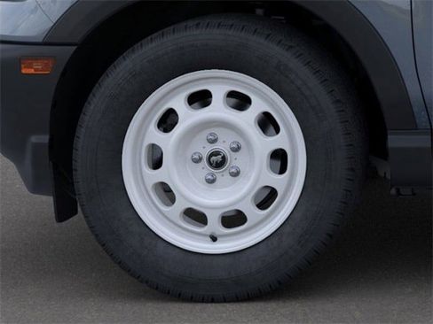 New 2025 Ford Bronco Sport Heritage w/ Convenience Package image 18