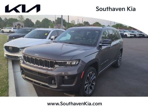 Used 2024 Jeep Grand Cherokee L Overland w/ Rear Seat Video Group I image 1