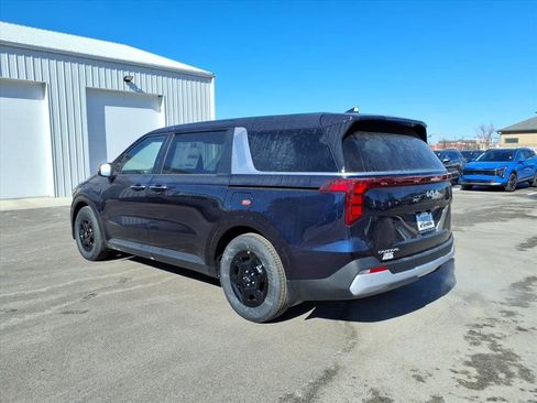 New 2026 Kia Carnival LX FWD image 4