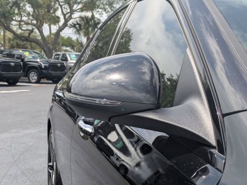 Used 2022 Mercedes-Benz C 300 Sedan image 12