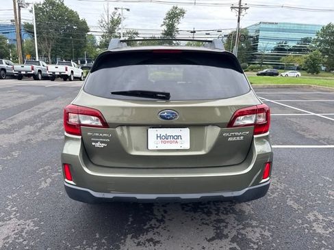 Used 2015 Subaru Outback 2.5i Limited AWD/4WD image 6