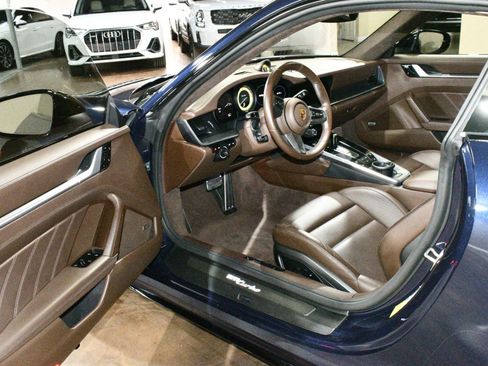 Used 2021 Porsche 911 Turbo image 45