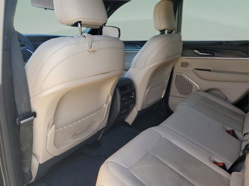 Certified 2023 Jeep Grand Cherokee 4WD 4xe w/ Luxury Tech Group II image 6