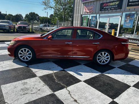 Used 2007 Lexus LS 460 RWD image 2
