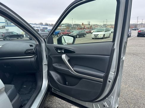 Used 2025 Mitsubishi Eclipse Cross SE image 16