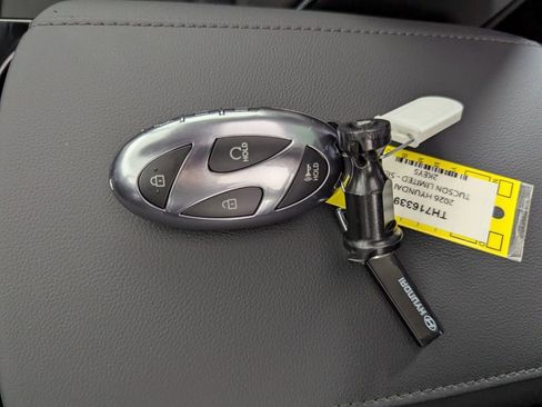New 2026 Hyundai Tucson Limited FWD image 27