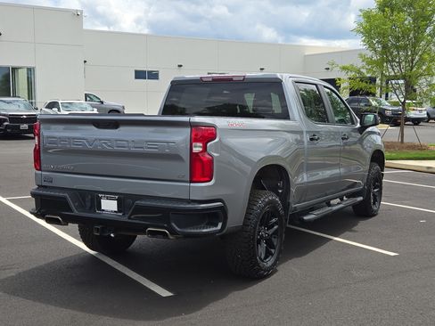 Used 2023 Chevrolet Silverado 1500 LT Trail Boss AWD/4WD image 9
