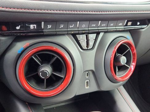 Used 2020 Chevrolet Blazer RS image 28