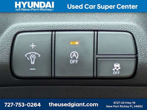 Used 2024 Hyundai Elantra SE FWD image 22