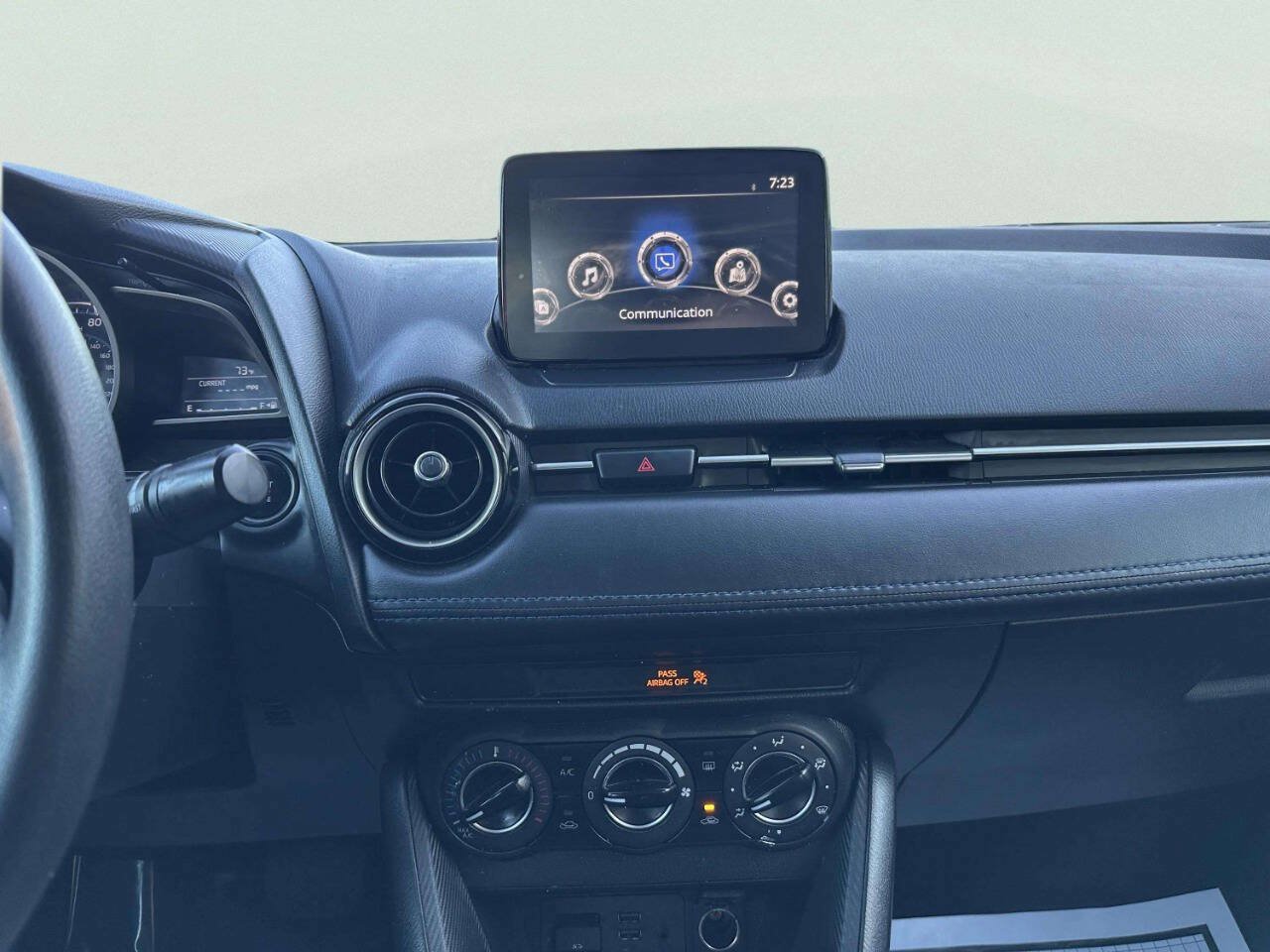 Used 2019 Toyota Yaris LE FWD image 20