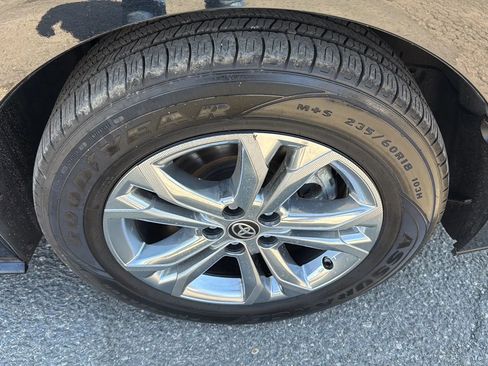 Used 2021 Toyota Sienna XSE w/ XSE Plus Package image 9