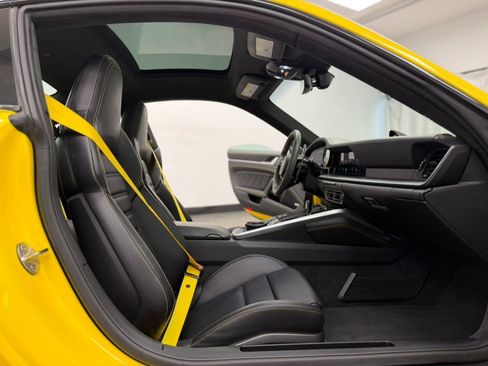 Used 2022 Porsche 911 Turbo S AWD/4WD image 39