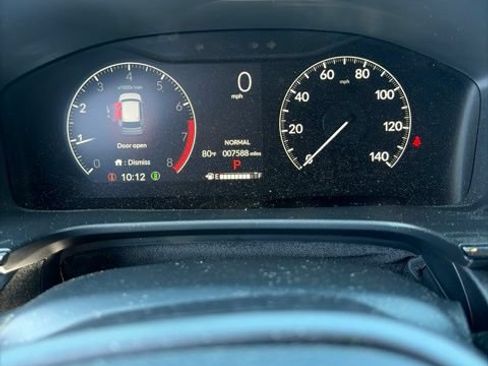 Used 2025 Honda CR-V EX image 10