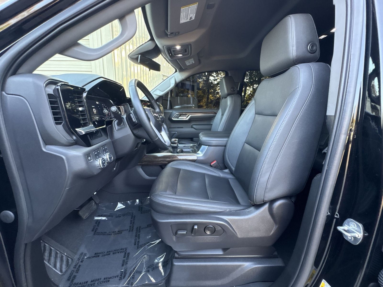 Used 2023 GMC Sierra 1500 Elevation w/ Elevation Premium Package AWD/4WD image 13