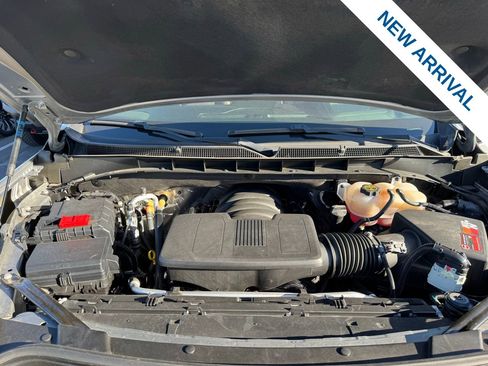 Used 2024 GMC Yukon XL AT4 w/ AT4 Premium Plus Package image 29