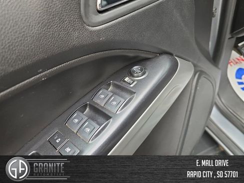 Used 2020 Chevrolet Colorado ZR2 image 11