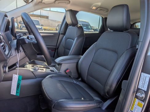 New 2026 Ford Escape SE image 22