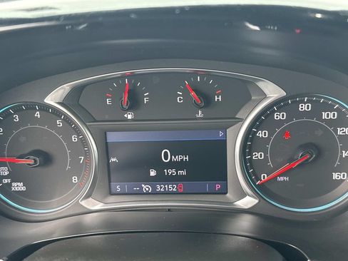 Used 2022 Chevrolet Traverse LT AWD/4WD image 28
