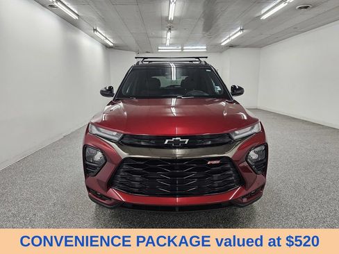 Used 2023 Chevrolet TrailBlazer RS w/ Convenience Package AWD/4WD image 2
